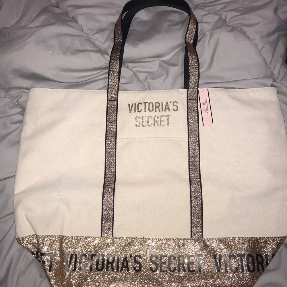 VS zip tote